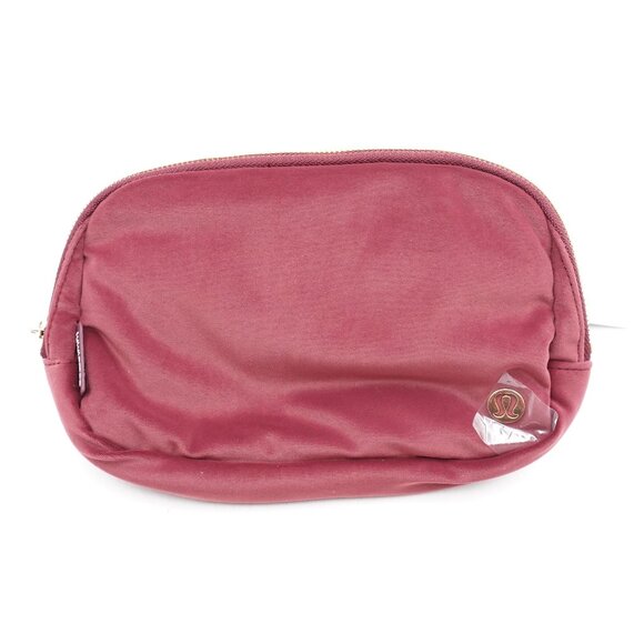 NWT Lululemon Everywhere (1L) Belt Bag Velour In Wine Berry/Gold - Picture 1 of 12